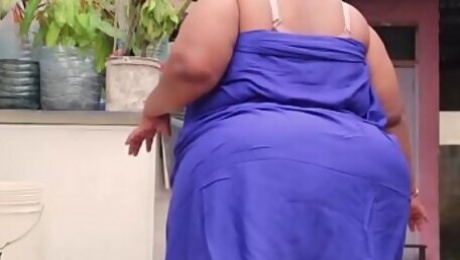 Grosses FESSES africaines (part 2) - huge asses from AFRICA
